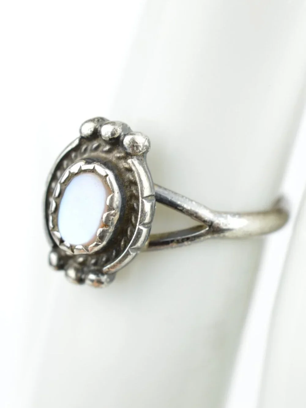 Vintage 925 Sterling Silver Pink Mother of Pearl Ring Size 4.25 Southwest 1.9g